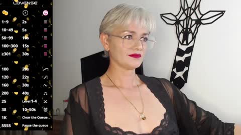 Scarlett online show from 02-05-25, 11:50