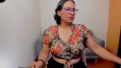 Scarlett sax online show from 06-11-26, 11:47