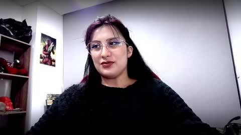 Snapshot of scarlett_sen chatting on 03-04-26, 02:12 Mistress Scarlett online show from 03-04-26, 02:12