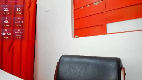 Snapshot of scarlett_skinny02 chatting on 12-23-24, 02:56 Isabella online show from 12-23-24, 02:56