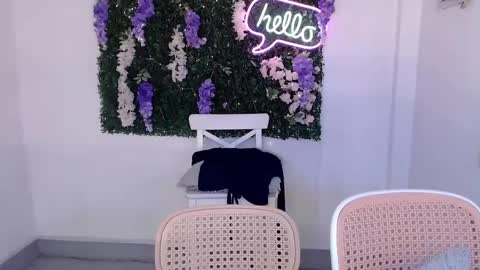    online show from 02-08-25, 08:31