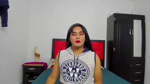 Snapshot of scarlett_tomsomp chatting on 09-22-25, 04:58 scarlett online show from 09-22-25, 04:58