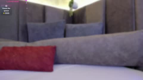 Snapshot of scarlett_vegga chatting on 12-28-24, 06:17 Scarlett online show from 12-28-24, 06:17