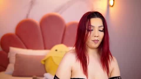 Snapshot of scarlett_veyra chatting on 12-16-25, 07:24 Foxi online show from 12-16-25, 07:24