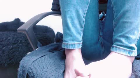 Snapshot of scarlett_vonrose chatting on 09-29-25, 08:35 Scarlett Von Rose online show from 09-29-25, 08:35