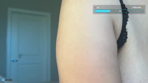 Snapshot of scarlettbaby_xo chatting on 12-17-25, 05:30 ScarlettBaby xo online show from 12-17-25, 05:30