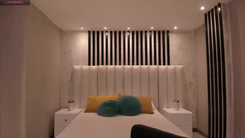 Snapshot of scarlettboss_ chatting on 09-12-25, 11:10 Scarlett online show from 09-12-25, 11:10