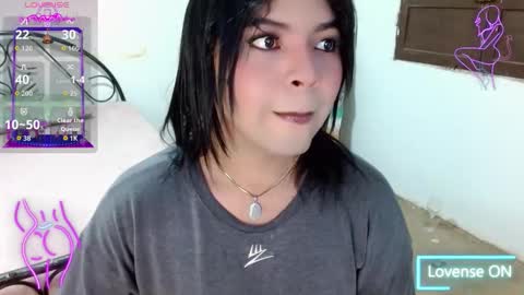 Snapshot of scarlette_mason_1 chatting on 10-27-25, 07:51 KARLA online show from 10-27-25, 07:51