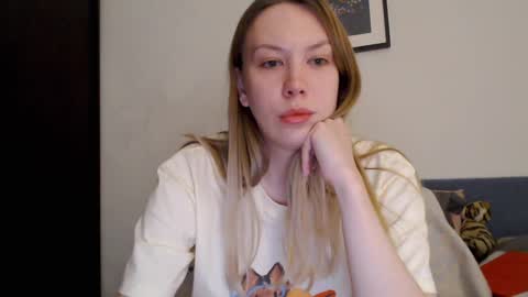 Snapshot of scarlettford chatting on 01-15-26, 06:22 Scarlett online show from 01-15-26, 06:22