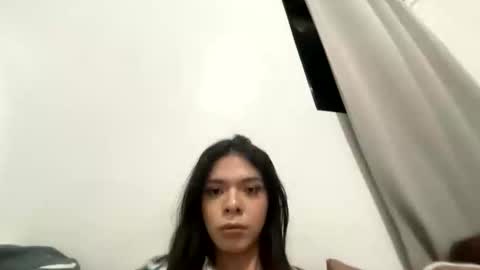 Snapshot of scarletthartes chatting on 06-07-26, 12:31 scarletthartes online show from 06-07-26, 12:31