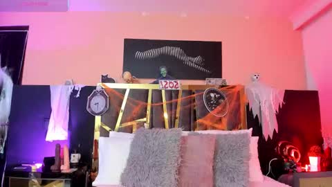 scarlettorres online show from 10-30-25, 06:30