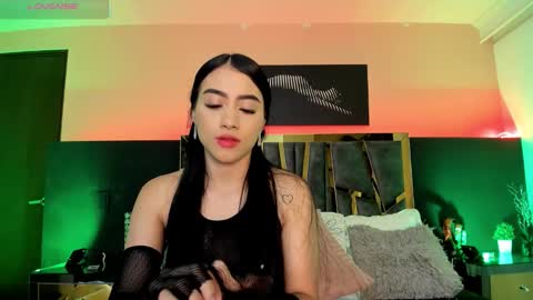 scarlettorres online show from 11-15-25, 04:47