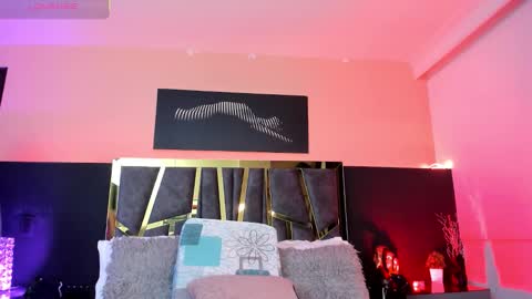 scarlettorres online show from 11-17-25, 06:24