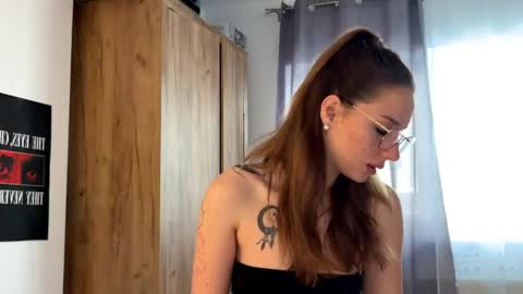 Snapshot of scarlettsmithz chatting on 05-04-26, 04:41 ScarlettSmithz online show from 05-04-26, 04:41