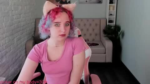 Snapshot of scarlettsparksxx chatting on 05-16-26, 05:26 Scarlett online show from 05-16-26, 05:26