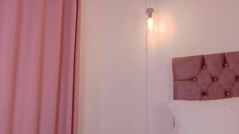 scarlettt_moon online show from 10-22-25, 07:35