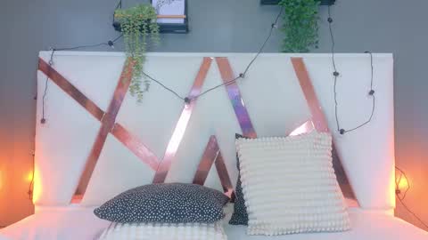 Snapshot of scarlettvex__ chatting on 11-24-25, 07:57 S C A R L E T T online show from 11-24-25, 07:57