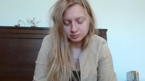 Snapshot of scartit chatting on 02-19-25, 06:10 ScarTit Bernhard online show from 02-19-25, 06:10