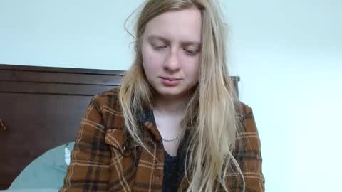 Snapshot of scartit chatting on 03-05-25, 04:46 ScarTit Bernhard online show from 03-05-25, 04:46