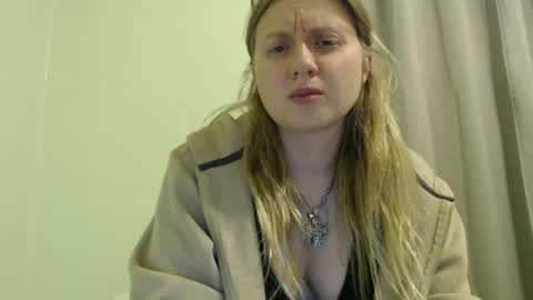 Snapshot of scartit chatting on 10-16-25, 03:40 ScarTit Bernhard online show from 10-16-25, 03:40