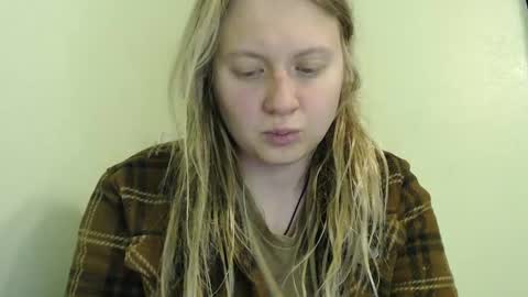 Snapshot of scartit chatting on 11-12-25, 02:45 ScarTit Bernhard online show from 11-12-25, 02:45