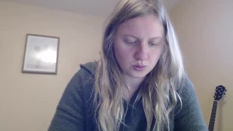 Snapshot of scartit chatting on 11-23-25, 06:30 ScarTit Bernhard online show from 11-23-25, 06:30