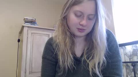 Snapshot of scartit chatting on 12-05-25, 06:59 ScarTit Bernhard online show from 12-05-25, 06:59