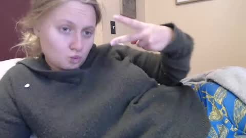 Snapshot of scartit chatting on 12-13-25, 07:53 ScarTit Bernhard online show from 12-13-25, 07:53