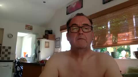Snapshot of scbiggersballs chatting on 05-27-26, 09:28 scbiggersballs online show from 05-27-26, 09:28