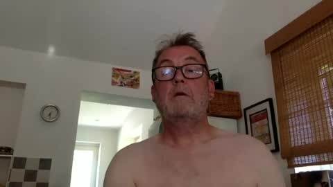 Snapshot of scbiggersballs chatting on 07-11-26, 11:57 scbiggersballs online show from 07-11-26, 11:57