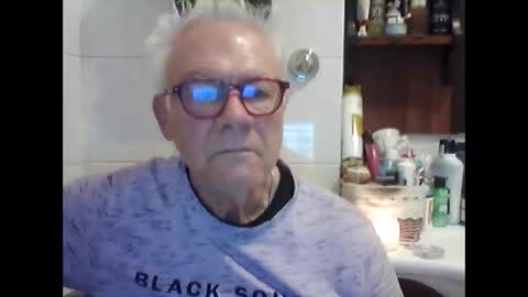 schizzodoro online show from 10-17-25, 02:59