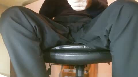 Fritz Schluepper online show from 11-16-25, 02:55