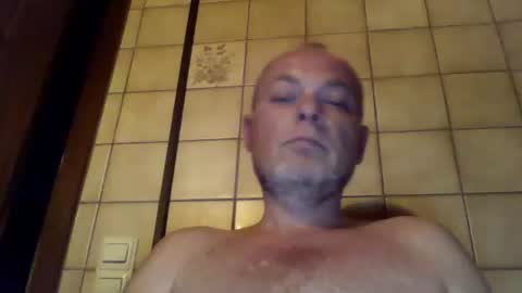 schnibschnab online show from 10-16-25, 11:06