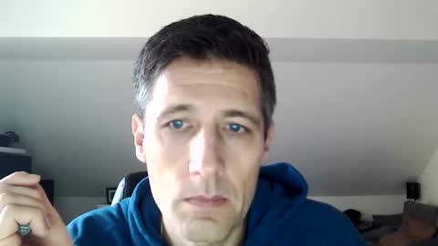 Snapshot of schnuckigeil chatting on 01-28-25, 09:41 Dildomen online show from 01-28-25, 09:41