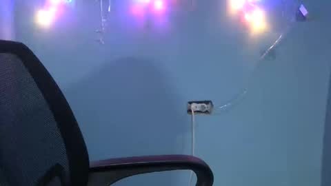 mai latina online show from 02-14-26, 06:37