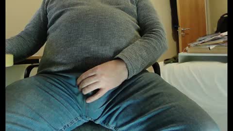 Mick online show from 12-17-24, 04:11