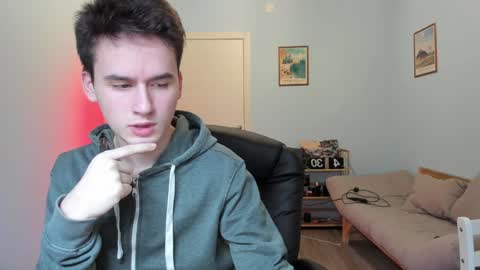 Thomas brunette and Alex blond online show from 02-03-25, 05:40