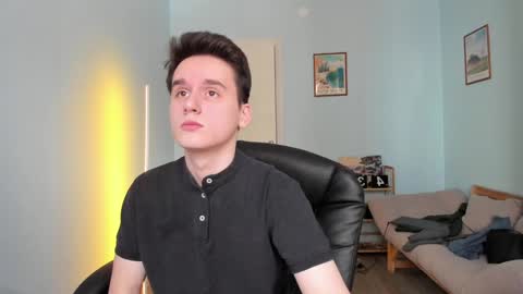 Thomas brunette and Alex blond online show from 02-06-25, 12:26