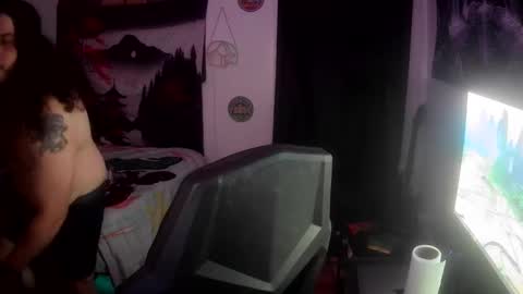 Snapshot of scoobysnaxxxxx chatting on 03-01-26, 07:21 scoobysnaxxxxx online show from 03-01-26, 07:21