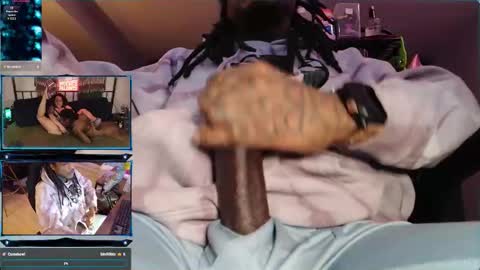 Snapshot of scoobysnow chatting on 12-16-25, 12:59 Scooby snow online show from 12-16-25, 12:59