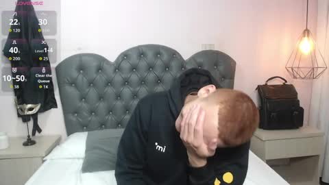 Snapshot of scoottmorgan chatting on 04-05-26, 03:36 scoottmorgan online show from 04-05-26, 03:36