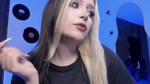 Goddess online show from 11-10-25, 04:00