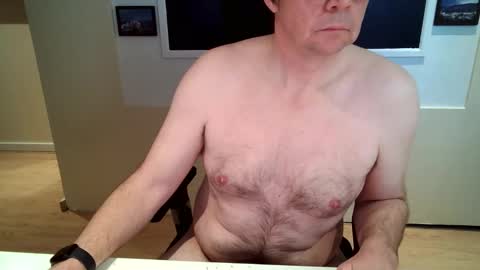 Snapshot of scotsmanx chatting on 05-16-26, 03:22 scotsmanx online show from 05-16-26, 03:22