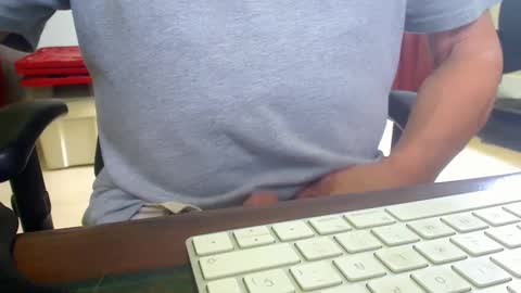 Snapshot of scottalone chatting on 12-15-24, 04:48 Scott online show from 12-15-24, 04:48