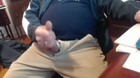 Snapshot of scottbearfun chatting on 01-05-26, 05:27 scottbearfun online show from 01-05-26, 05:27