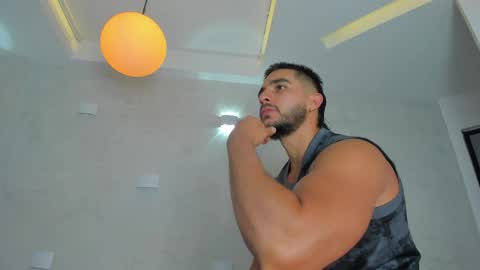 Snapshot of scottfischer_ chatting on 05-27-26, 07:11 Scottfischer online show from 05-27-26, 07:11