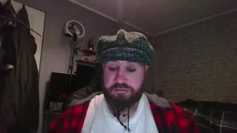 Snapshot of scottish_alien chatting on 06-15-26, 03:14 Richard James online show from 06-15-26, 03:14