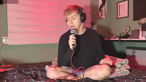 danny online show from 02-12-25, 09:01