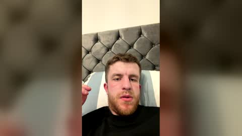 scottishguy220110 online show from 06-07-26, 09:07