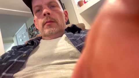 Snapshot of scottj603603 chatting on 02-05-26, 05:39 scottj603603 online show from 02-05-26, 05:39